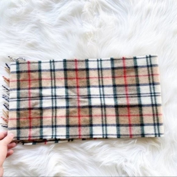 Made in Ireland 100% Pure Wool Plaid Fringe Scarf - Picture 3 of 4